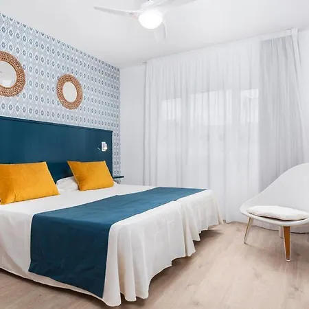 House Otel *